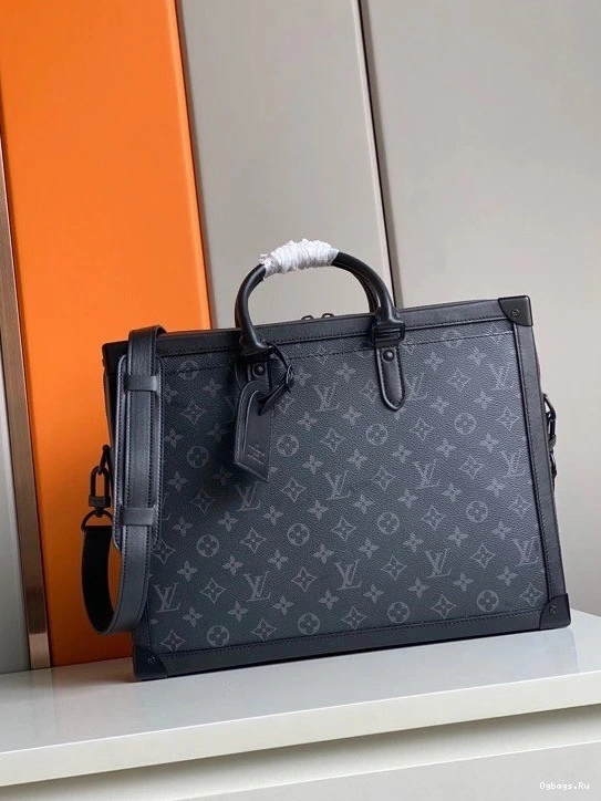 VUITTON SOFT TRUNK LOUIS 0209